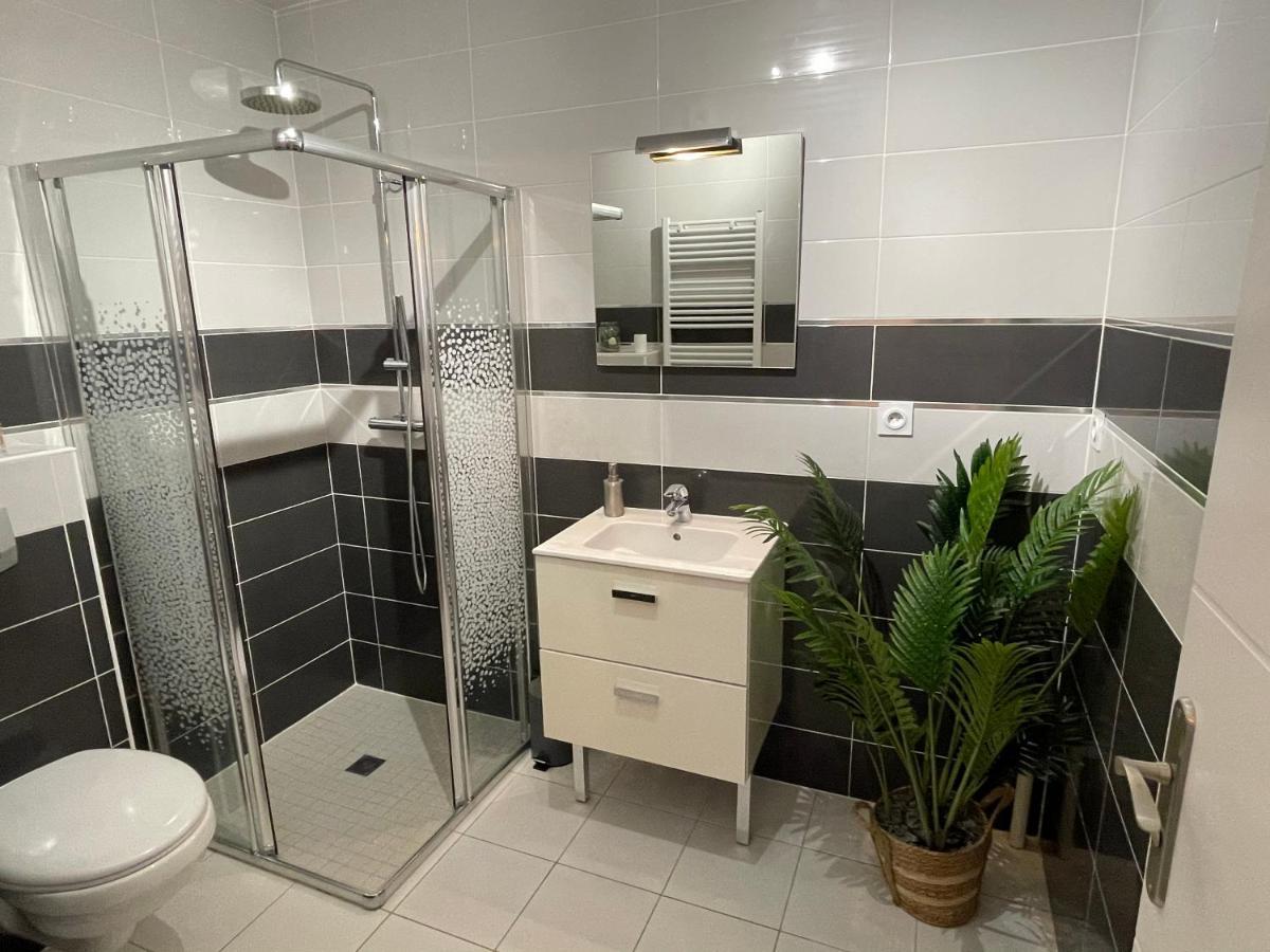 Studio Calme Et Cosy Saint-Julien-les-Villas Exterior foto